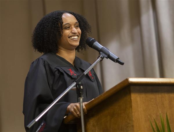 Jonesti Steele speaks to the HKS Class of 2024.